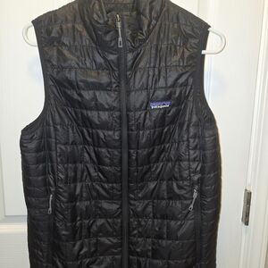 Patagonia Black Quilted Vest